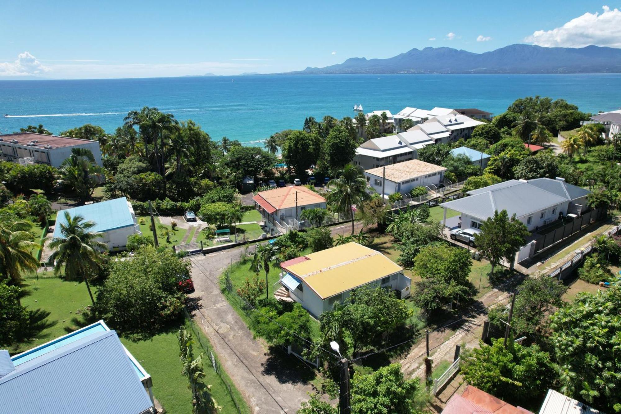Bungalow Proche Plage Le Gosier  Buitenkant foto