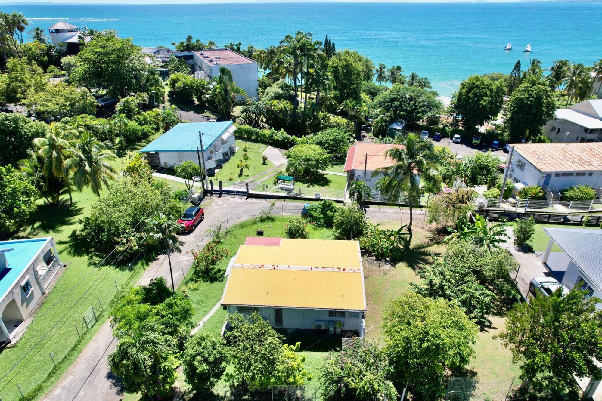 Bungalow Proche Plage Le Gosier  Buitenkant foto