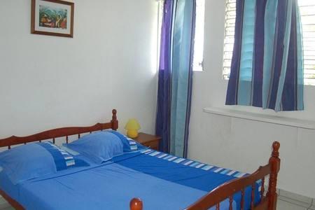 Bungalow Proche Plage Le Gosier  Buitenkant foto