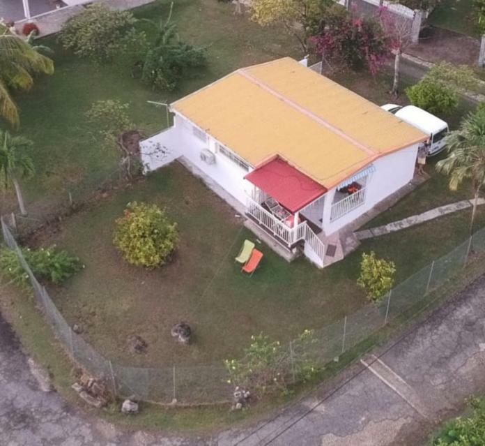 Bungalow Proche Plage Le Gosier  Buitenkant foto